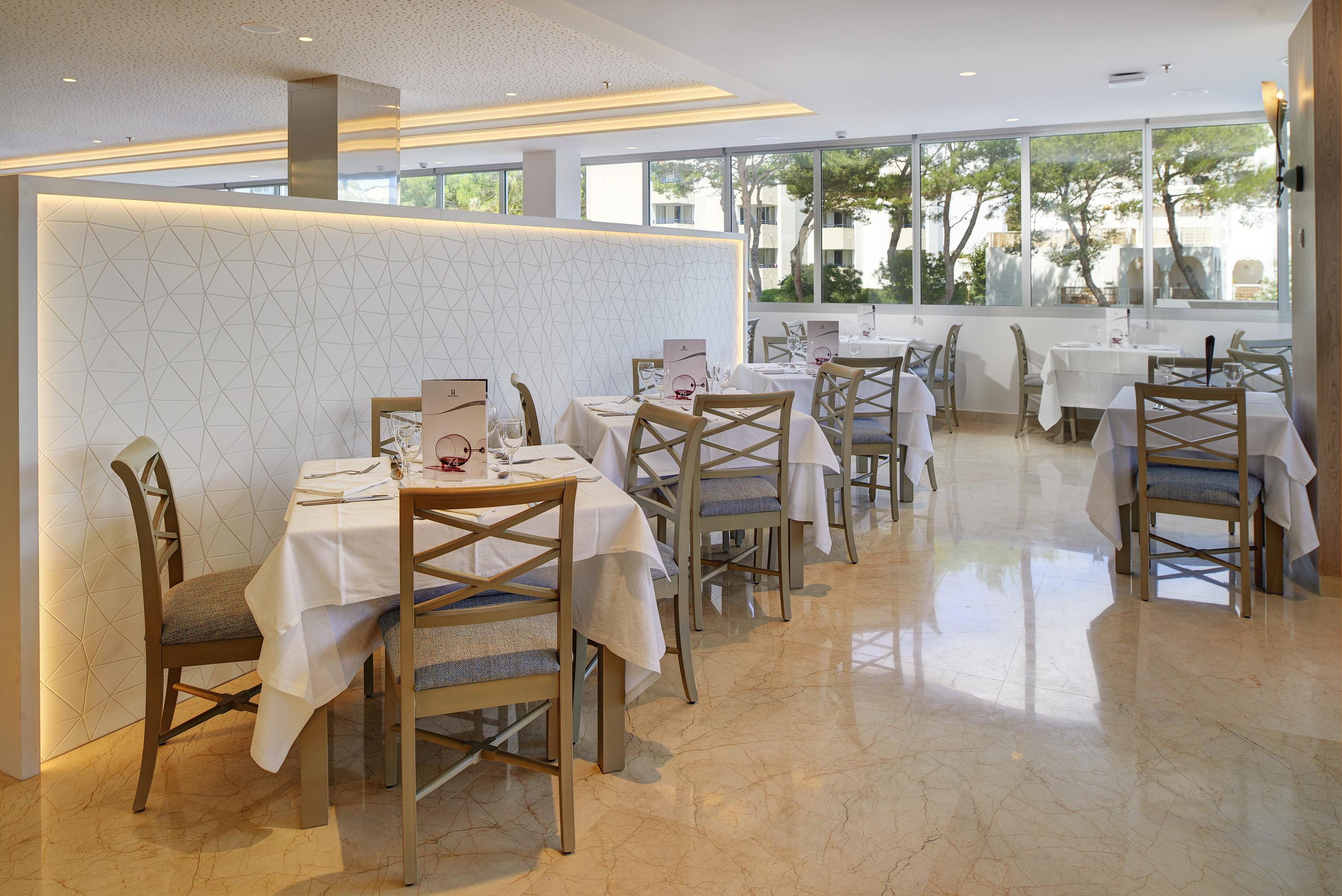 Hotel Hipotels Bahia - Adults Only 4*